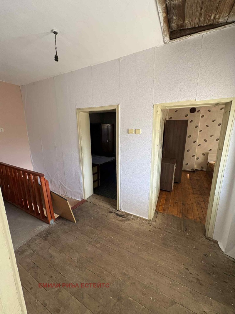 Продава КЪЩА, с. Зверино, област Враца, снимка 10 - Къщи - 52294768