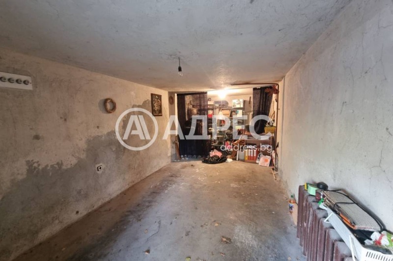 In vendita  Box auto Sofia , Bakston , 23 mq | 95135872 - Immagine [4]