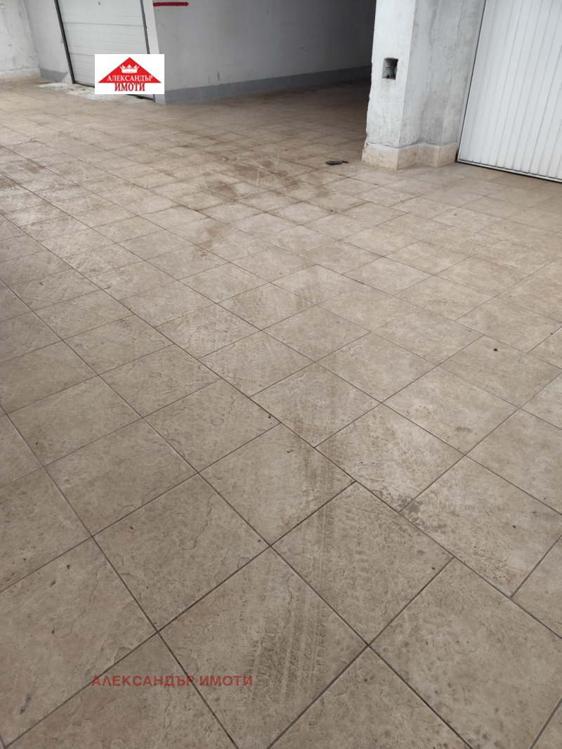 Продава ГАРАЖ, ПАРКОМЯСТО, гр. София, Стрелбище, снимка 3 - Гаражи и паркоместа - 53259330