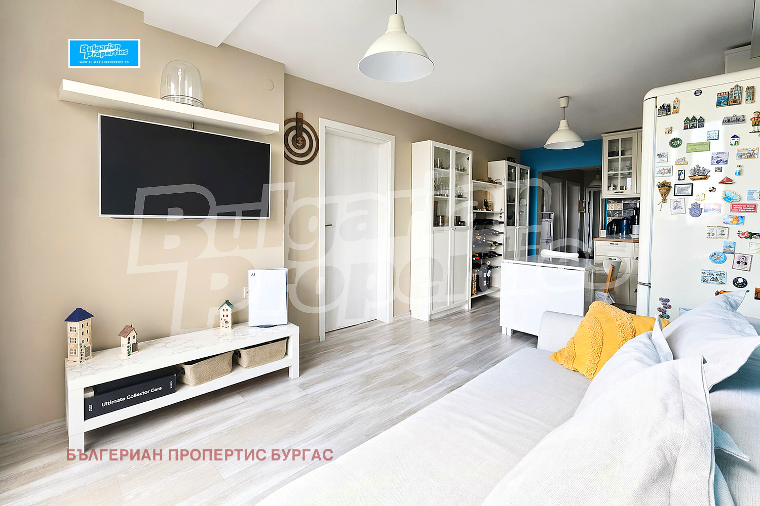 Продава 4-СТАЕН, гр. Бургас, Лазур, снимка 2 - Апартаменти - 54856174