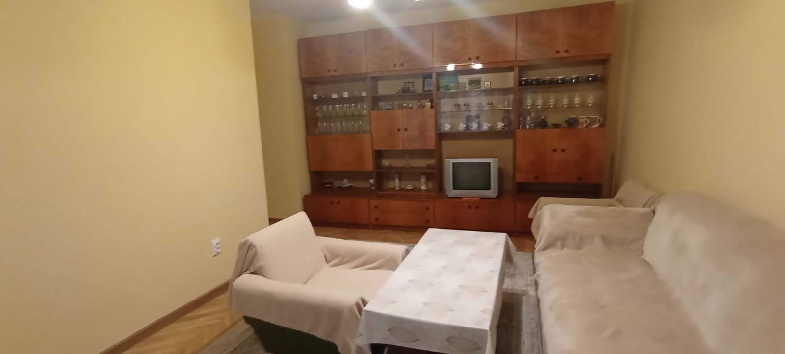 Продава МНОГОСТАЕН, гр. Бургас, Център, снимка 3 - Апартаменти - 55845603