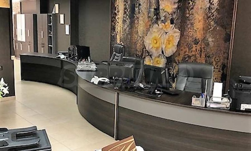 Продава ОФИС в град Варна, Център - 294 кв.м / 600 000 € » 1 173 498.00 лв., СУПРИММО - ОФИС ВАРНА