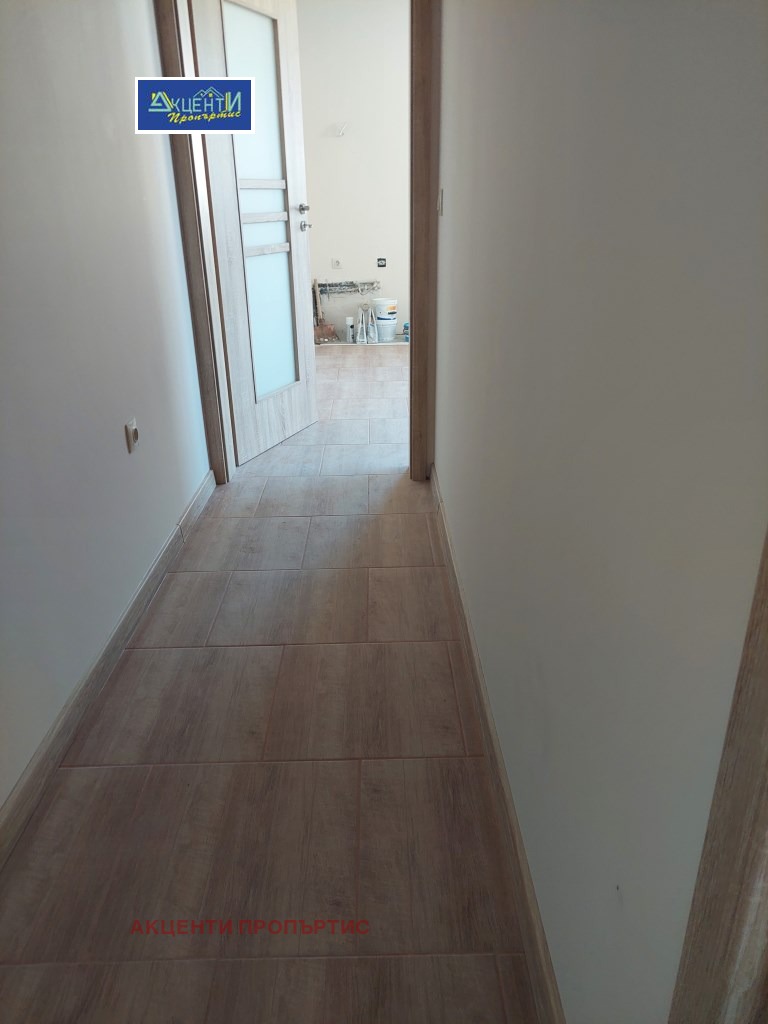 Eladó  2 hálószobás Veliko Tarnovo , Centar , 82 négyzetméter | 77012359 - kép [2]
