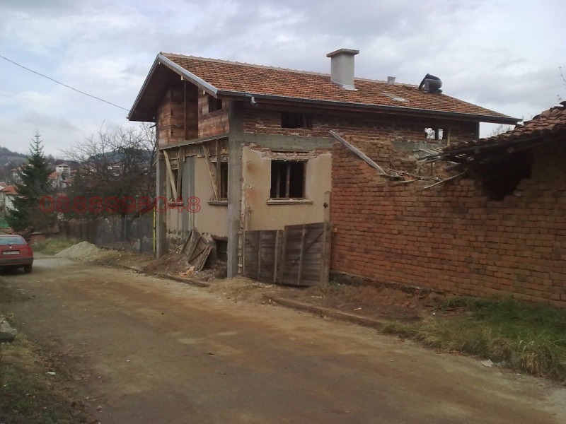 Продава КЪЩА, с. Горни Окол, област София област, снимка 4 - Къщи - 53480647