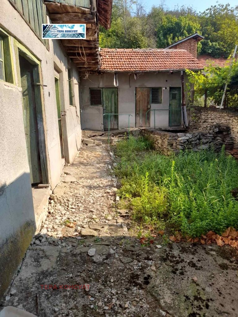 Продава КЪЩА, с. Беглеж, област Плевен, снимка 10 - Къщи - 56065072