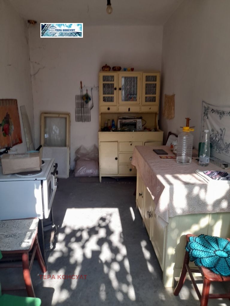 Продава КЪЩА, с. Беглеж, област Плевен, снимка 9 - Къщи - 56065072