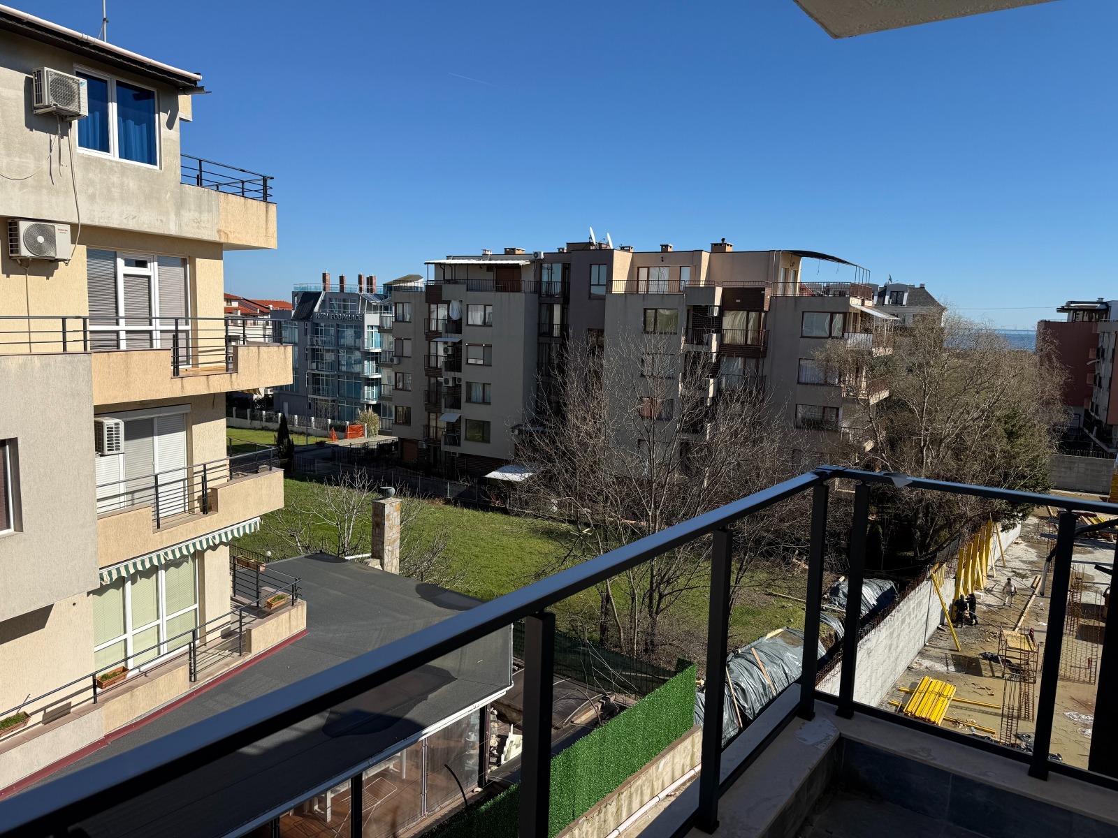 Продава 2-СТАЕН, гр. Приморско, област Бургас, снимка 2 - Апартаменти - 53779089