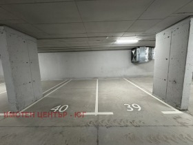 Parkplatz Zona B-5, Sofia 2