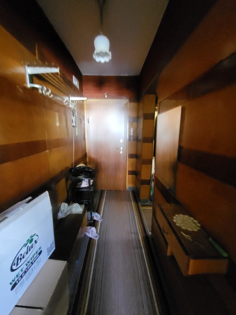 Продава  2-стаен град Плевен , Широк център , 67 кв.м | 93145670 - изображение [2]