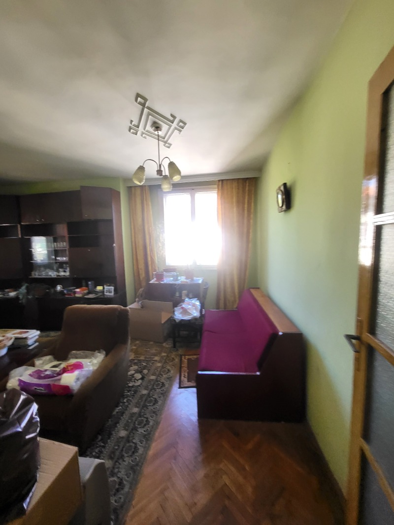Продава  2-стаен град Плевен , Широк център , 67 кв.м | 93145670 - изображение [5]