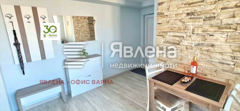 Продава 3-СТАЕН, град Варна, Център • 160000 € / 312932.80 лв. • 29120096 1