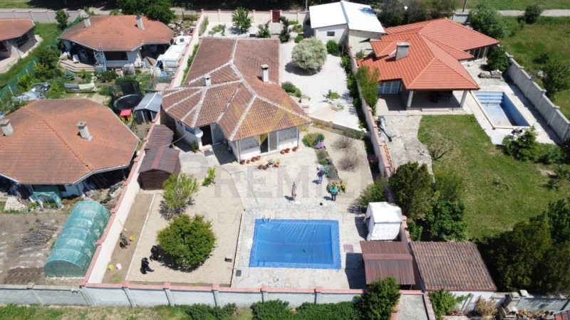 Продава  Къща, област Добрич, с. Соколово •  260 000 EUR • ID 33605962 — holmes.bg - [1] 