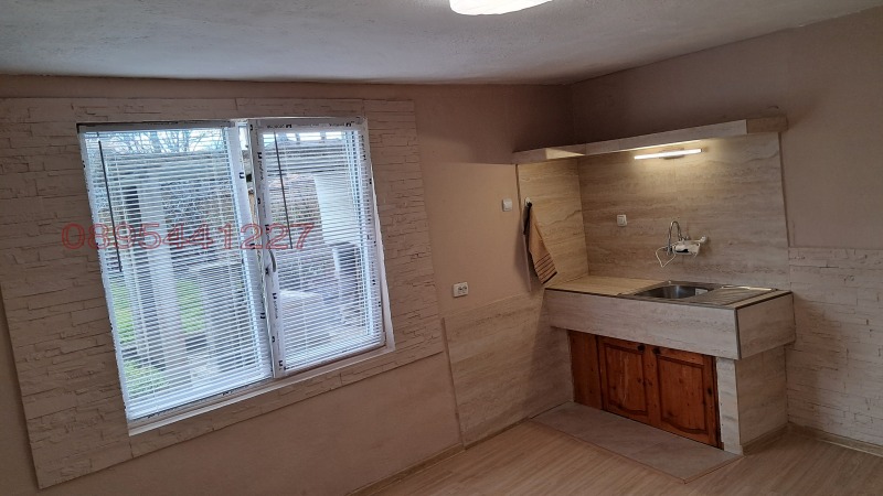 Продава КЪЩА, с. Ветрен, област Стара Загора, снимка 10 - Къщи - 53390586