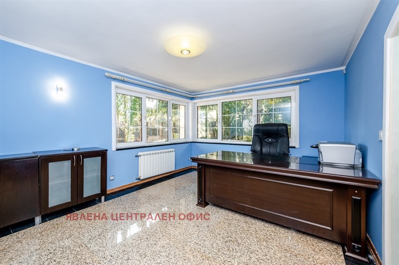 Продава КЪЩА, гр. София, Горна баня, снимка 10 - Къщи - 53784045