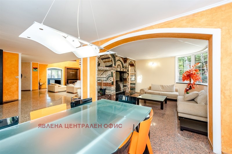 Продава КЪЩА, гр. София, Горна баня, снимка 3 - Къщи - 53784045