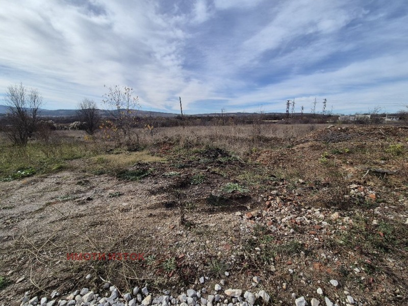 Продава ПАРЦЕЛ, гр. Перник, Промишлена зона
