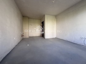 1 chambre Ostromila, Plovdiv