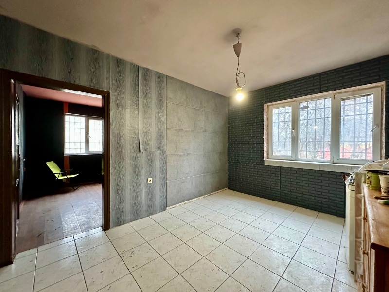 Продава 2-СТАЕН, гр. София, Гевгелийски, снимка 2 - Апартаменти - 53203096