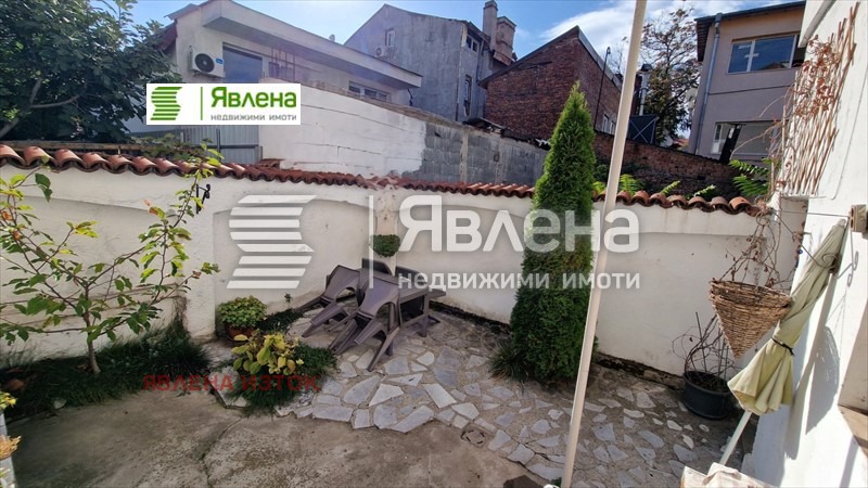 Продава 3-СТАЕН, гр. София, Център, снимка 2 - Aпартаменти - 47561501