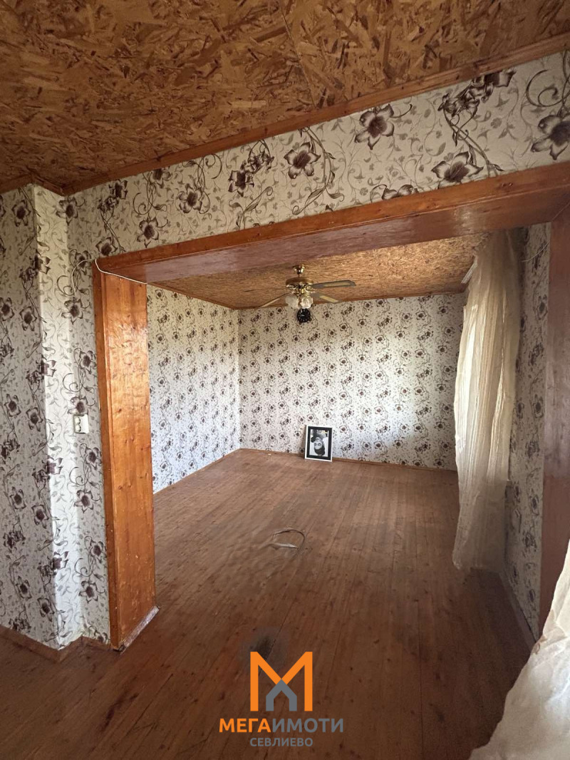 Продава КЪЩА, гр. Севлиево, област Габрово, снимка 2 - Къщи - 54081387