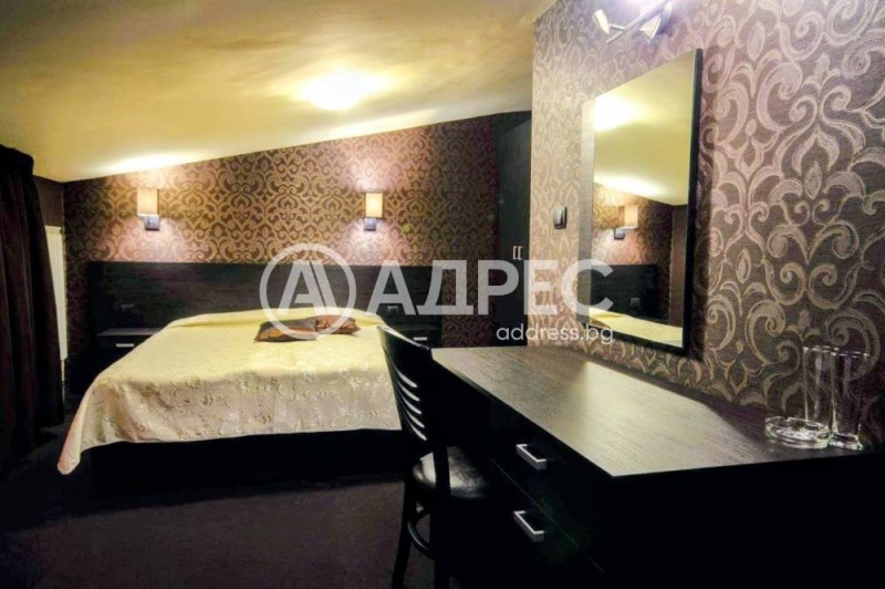 Продава ХОТЕЛ, гр. Елин Пелин, област София област