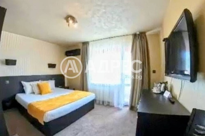 Продава ХОТЕЛ, гр. Елин Пелин, област София област, снимка 2 - Хотели - 52985490