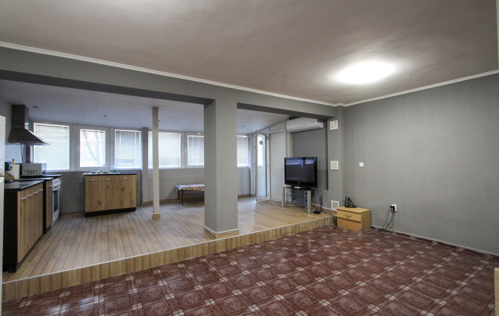 Продава 3-СТАЕН, гр. София, Оборище, снимка 5 - Апартаменти - 54320345