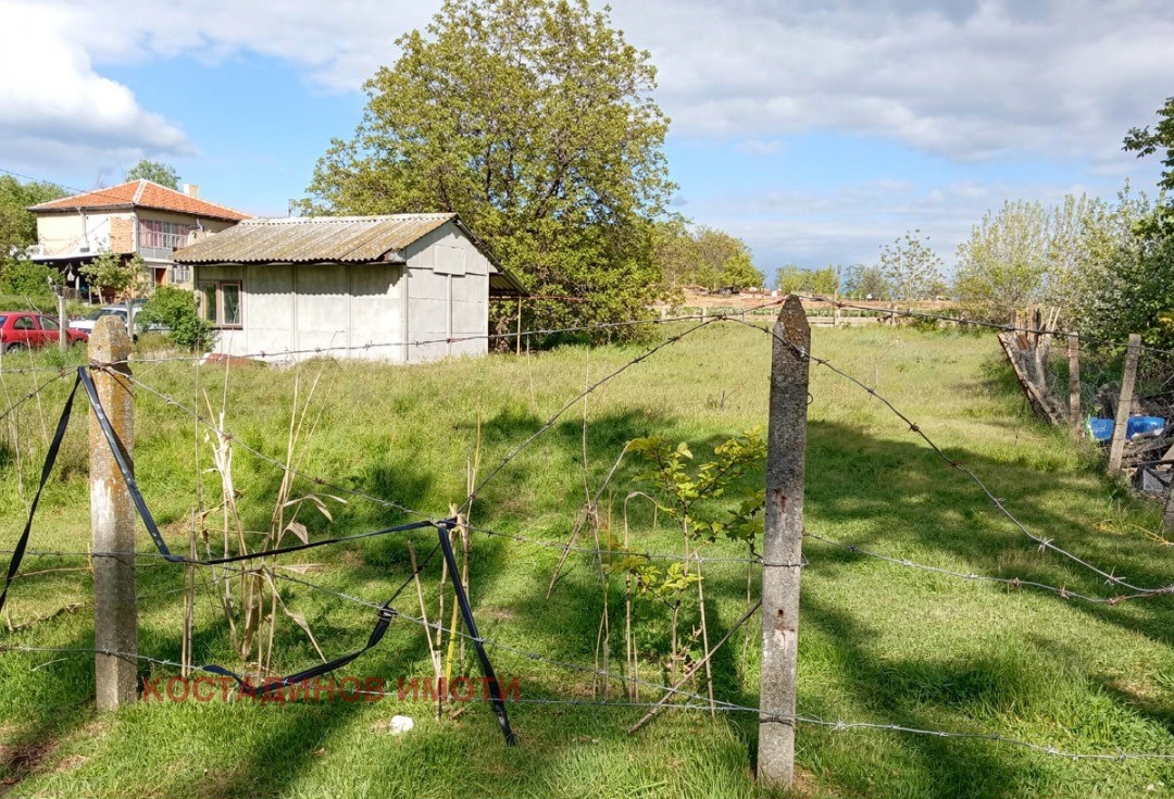 Продава КЪЩА, с. Чешнегирово, област Пловдив, снимка 2 - Къщи - 54586735