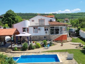 Maison Baltchik, région de Dobritch 1