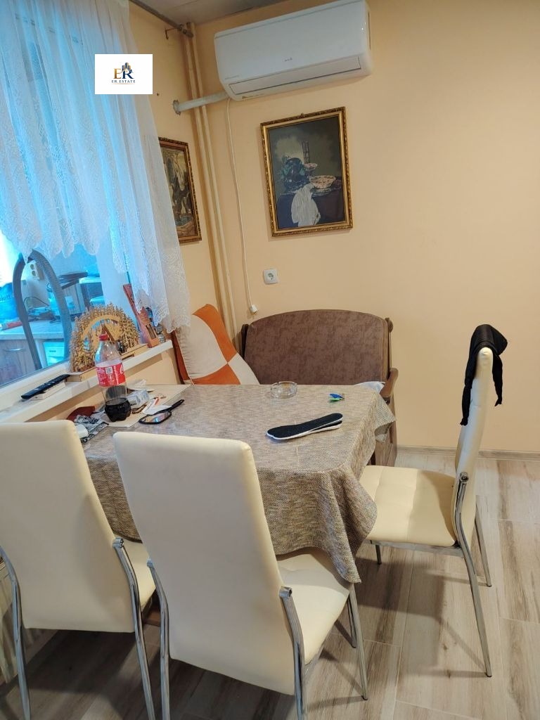 Продава 1-СТАЕН, гр. Плевен, Сторгозия, снимка 3 - Апартаменти - 54601263