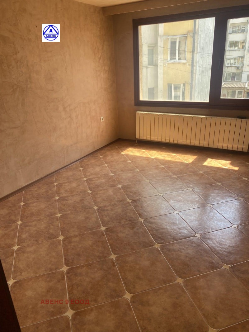 Till salu  1 sovrum Pleven , Idealen centar , 74 kvm | 55948029