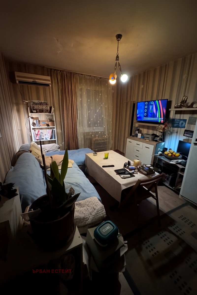 Продава 2-СТАЕН, град София, Толстой • 99990 € / 195563.44 лв. • 82601461 1