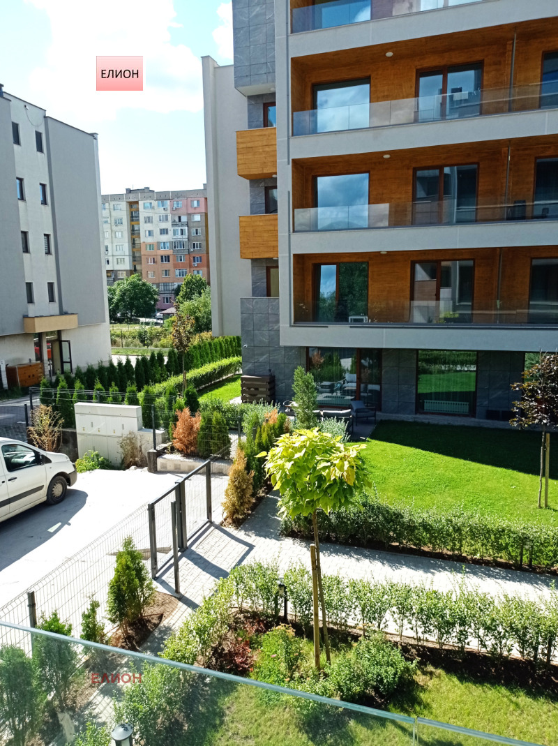 De vânzare  2 dormitoare Pernic , Iztoc , 93 mp | 67411621