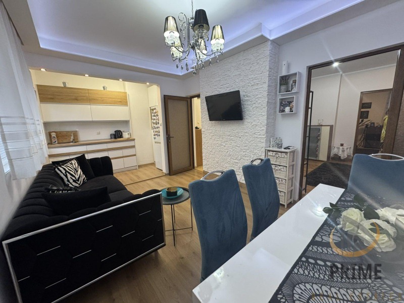 Продава МНОГОСТАЕН, гр. Бургас, Възраждане