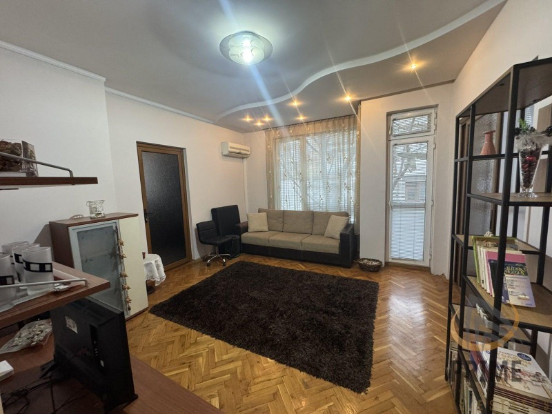 Продава МНОГОСТАЕН, гр. Бургас, Възраждане, снимка 6 - Апартаменти - 53029746