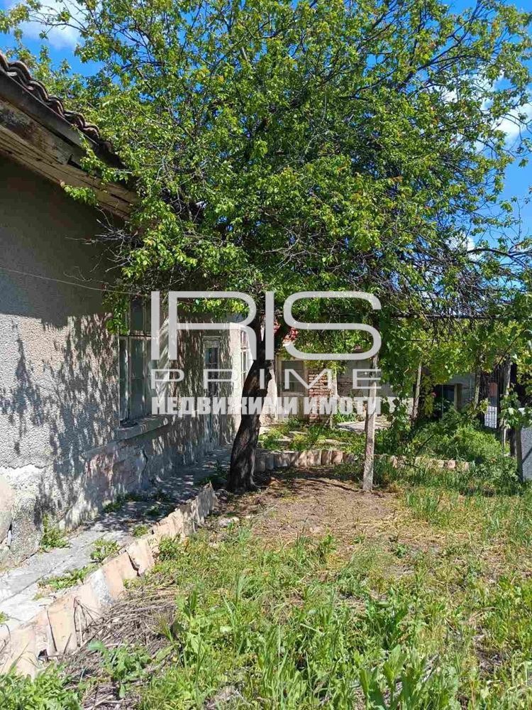 Продава КЪЩА, гр. Шумен, Дивдядово, снимка 2 - Къщи - 55122586