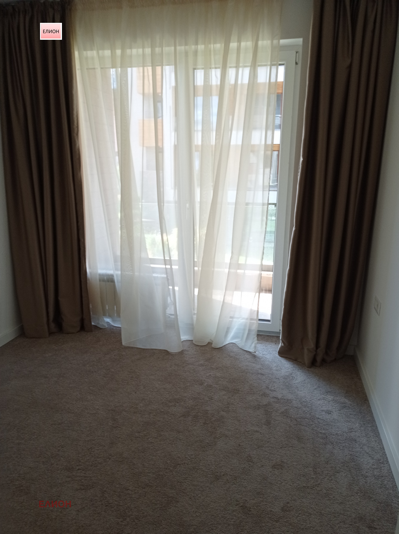 Продава 3-СТАЕН, гр. Перник, Изток