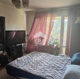 1 quarto Nadejda 4, Sofia