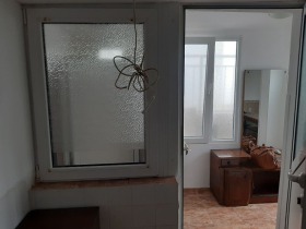 Къща град Варна, Трошево 13