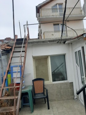 Къща град Варна, Трошево 1