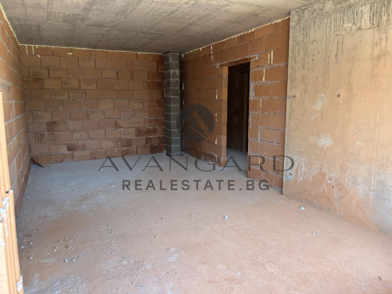 Продава 2-СТАЕН, гр. Пловдив, Кършияка, снимка 2 - Апартаменти - 52803010