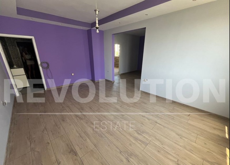 À venda  3 quartos Chumen , Trakiia , 110 m² | 29454179