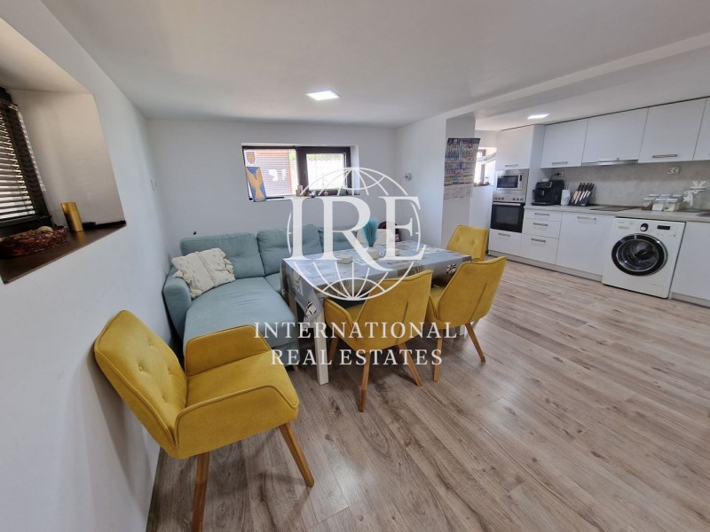 Продава КЪЩА, с. Ловчанци, област Добрич, снимка 4 - Къщи - 53187934