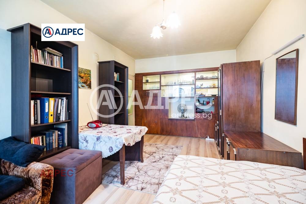 Продава 2-СТАЕН, гр. Варна, Център, снимка 2 - Апартаменти - 54564804