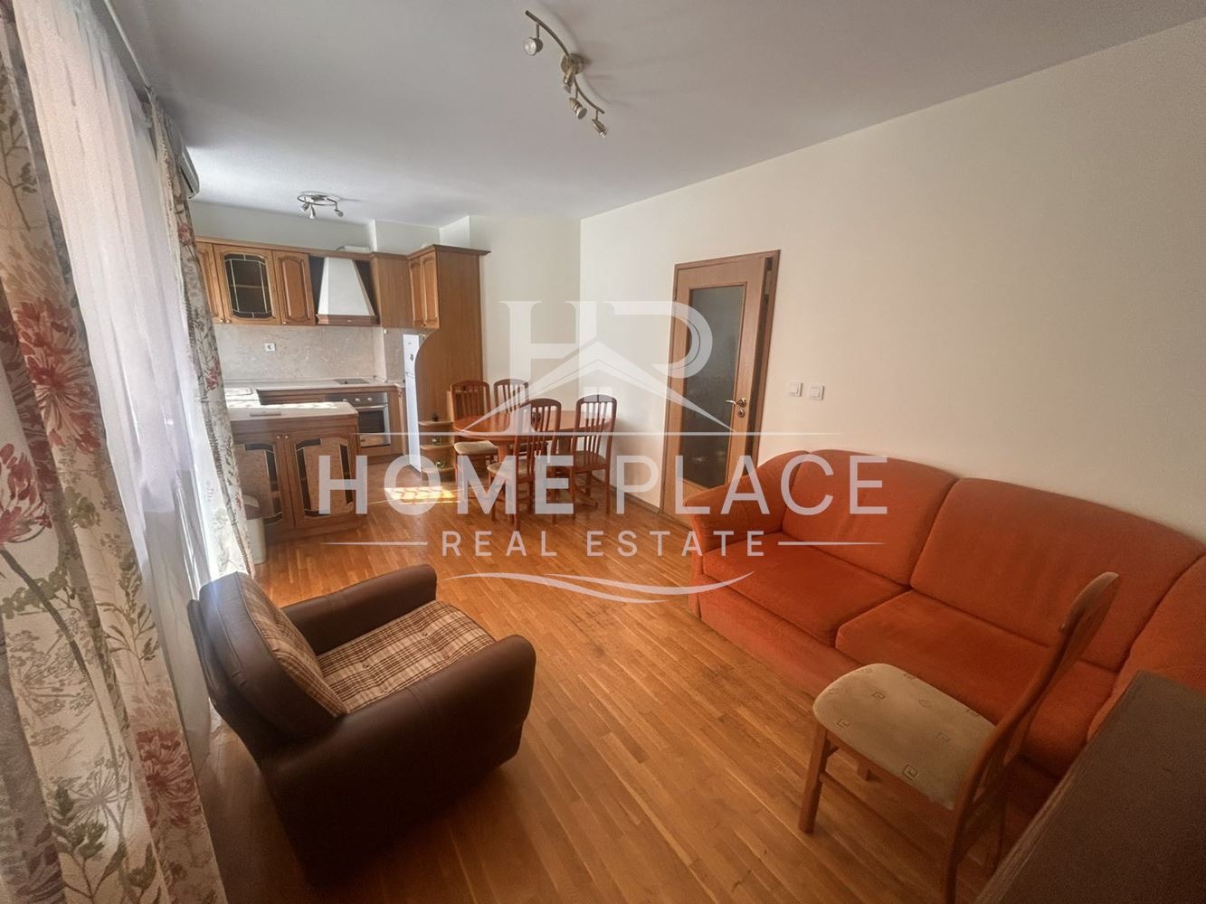 Продава 3-СТАЕН, гр. Варна, Център