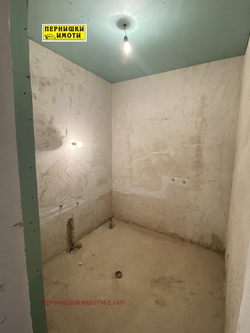 Продается  1 спальня Перник , Изток , 102 кв.м | 52411493 - изображение [8]