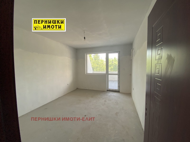 Продается  1 спальня Перник , Изток , 102 кв.м | 52411493 - изображение [5]