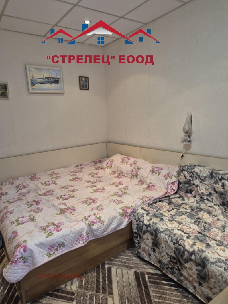 Продава  2-стаен град Добрич , Кралска зона , 60 кв.м | 20195756 - изображение [5]