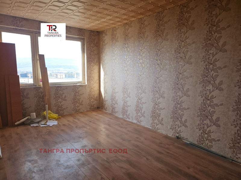 Продава 2-СТАЕН, гр. Радомир, област Перник, снимка 2 - Апартаменти - 52826854