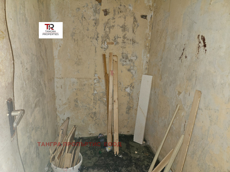 Продава 2-СТАЕН, гр. Радомир, област Перник, снимка 5 - Апартаменти - 52826854